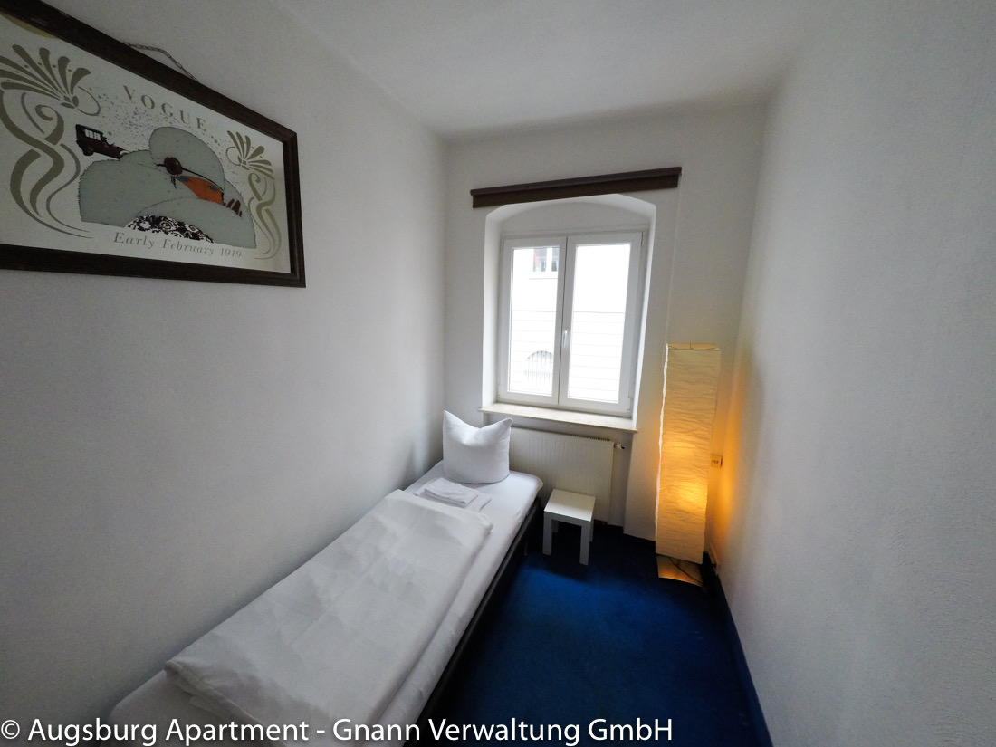 Einzelzimmer in einem möblierten Apartment in Augsburg